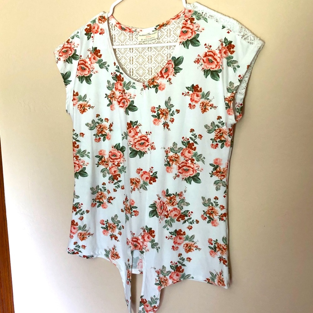 NWOT Floral tie front blouse